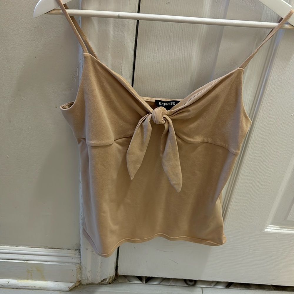 Brown tank top with bow